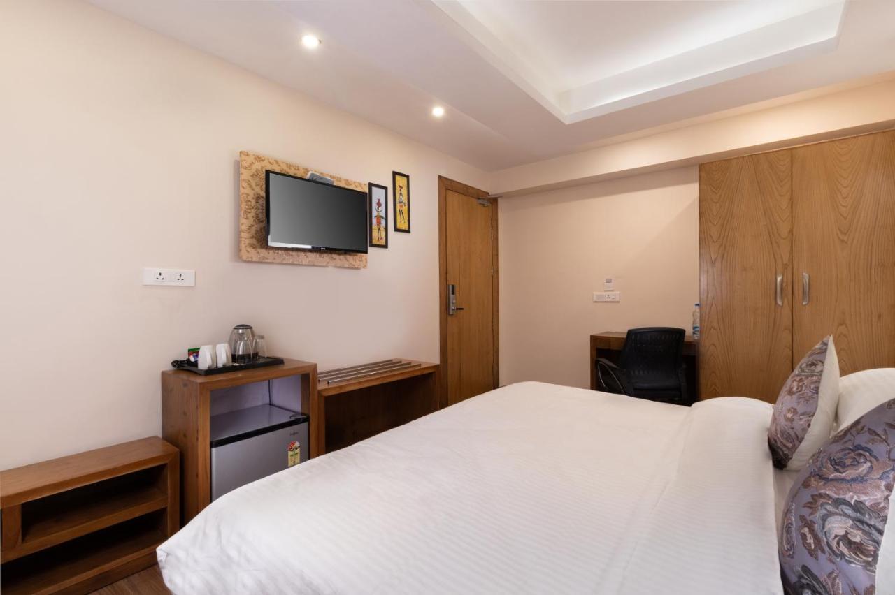 Accord Hotel Mussoorie Ngoại thất bức ảnh